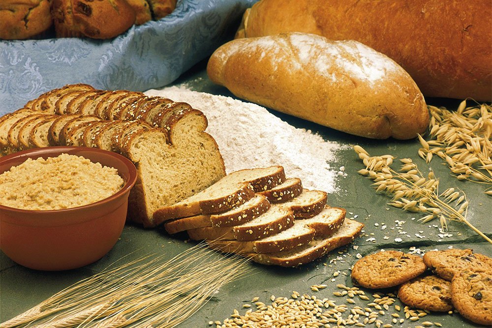 Историята на селския пълнозърнест хляб: как този традиционен хляб се превърна в модерен любимец